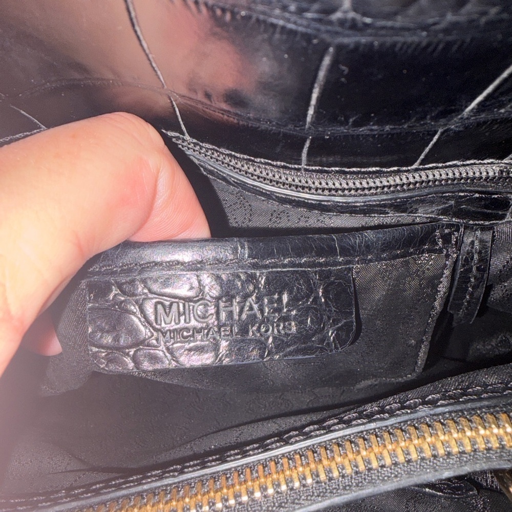 Michael Kors Black Embossed Leather Bag - Picture 3 of 10